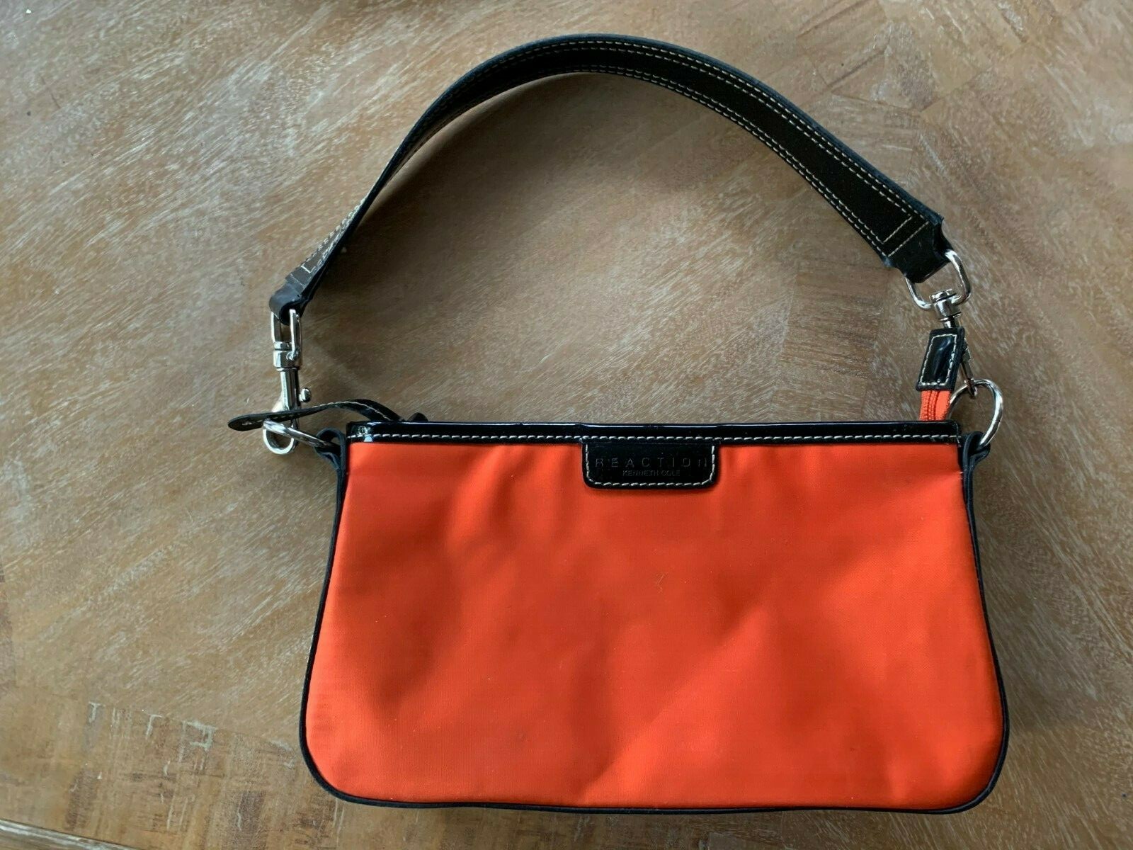 Kenneth Cole Reaction Orange Purse 10″ x 5.5″ x 1.75″