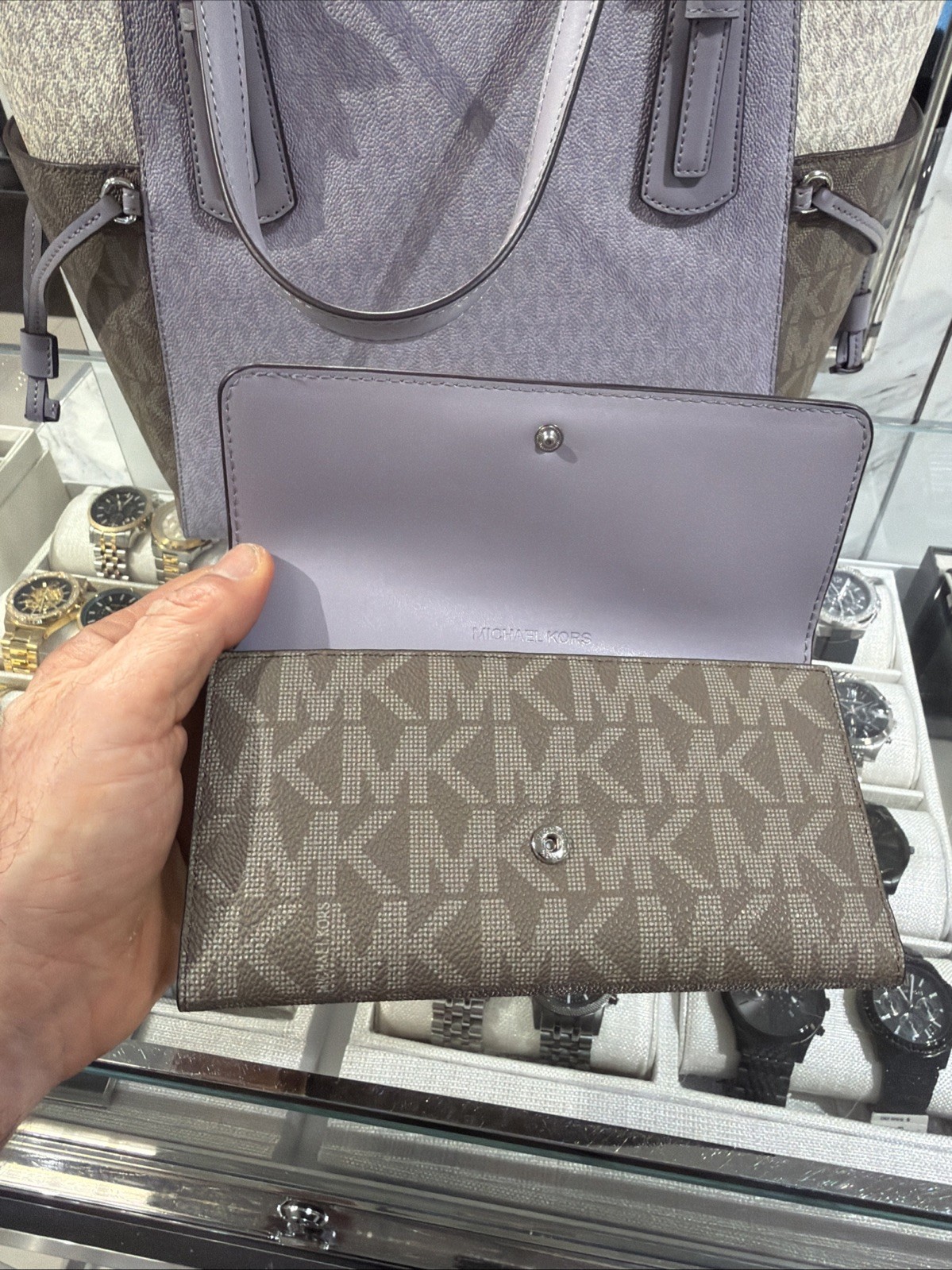 Michael Kors Large Voyager Handbag Purse Tote & Large Trifold Wallet Set Lilac
