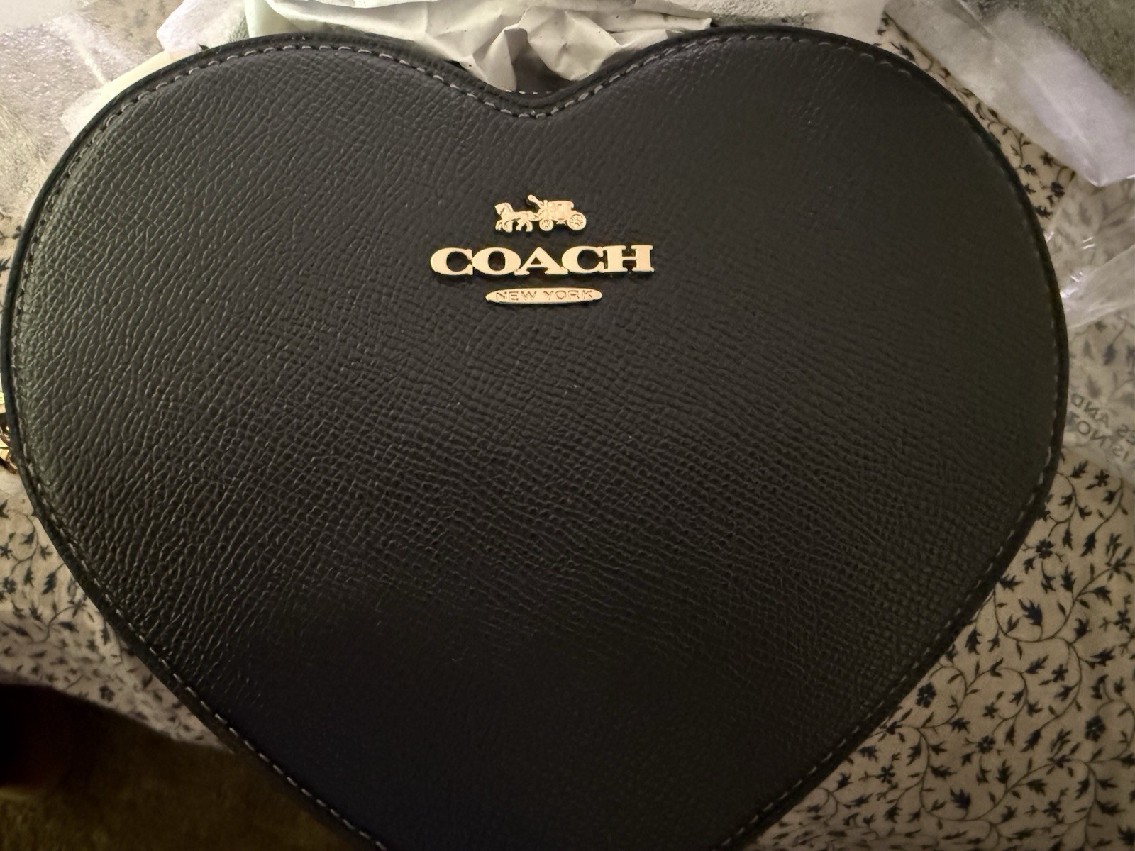 Coach Heart Women’s Crossbody Bag – Black (CE652) BRAND NEW NEVER USED WITH TAGS
