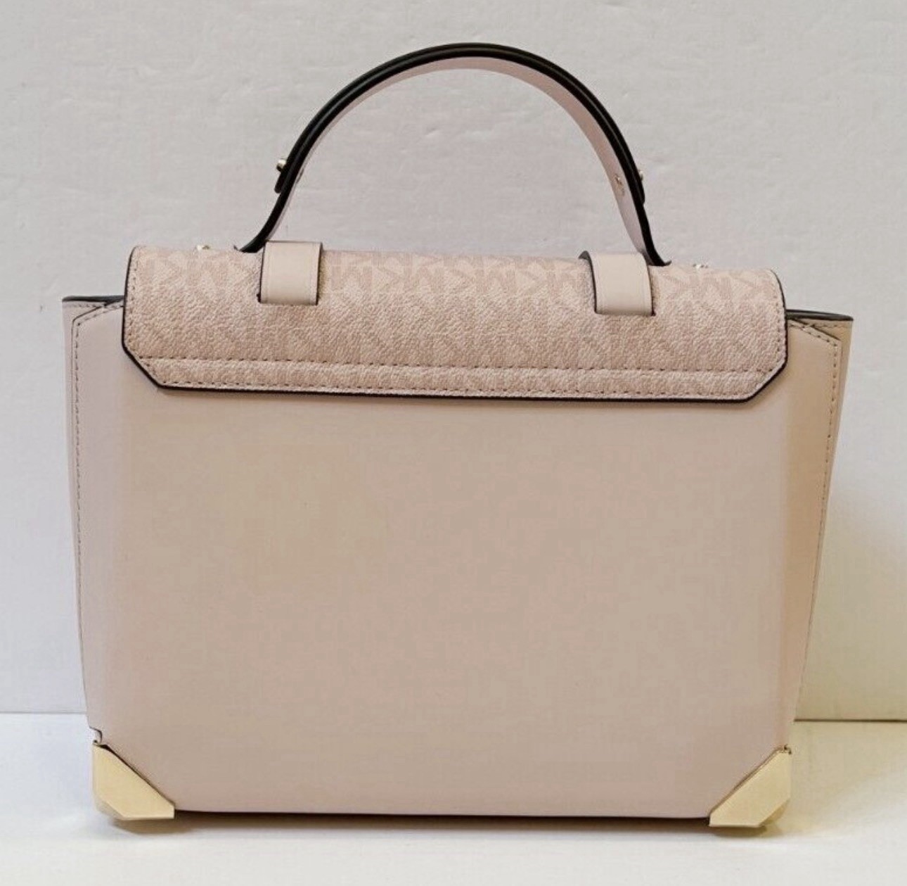 Michael Kors Manhattan Medium Blush Pink Leather Satchel Crossbody Bag EUC