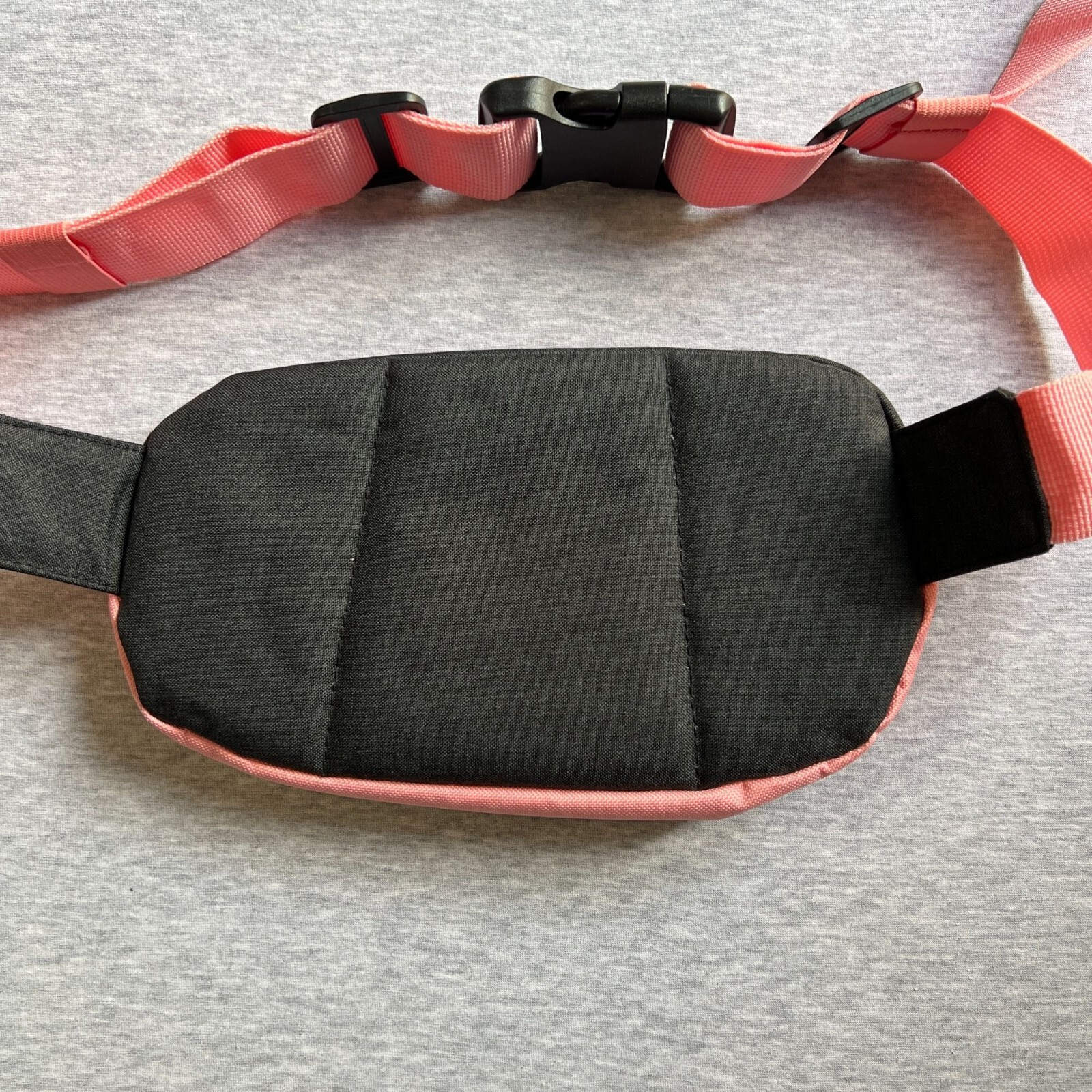 Champion OSFA Pink & Black Adjustable Waist Pack With Zipper Closures Crossbody