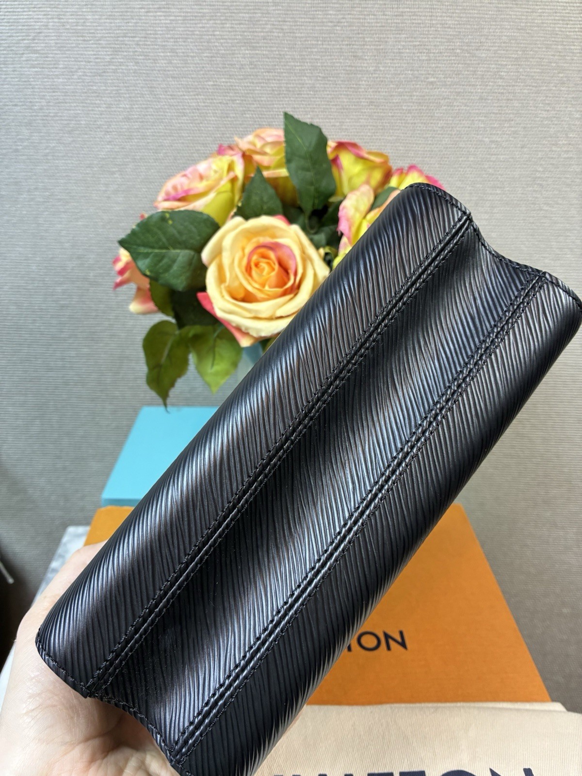 Louis Vuitton LV Black Epi Leather MM Twist Limited Edition Shoulder Bag – NWOT