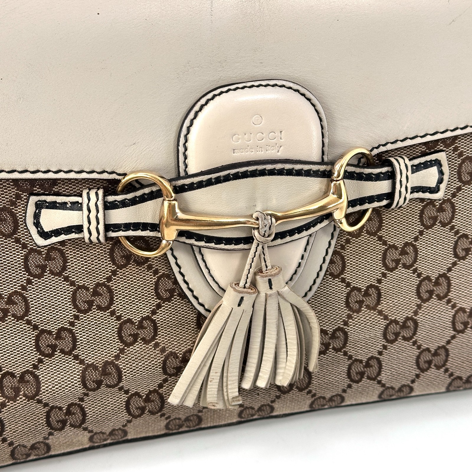 GUCCI Emily GG Shoulder Bag Auth