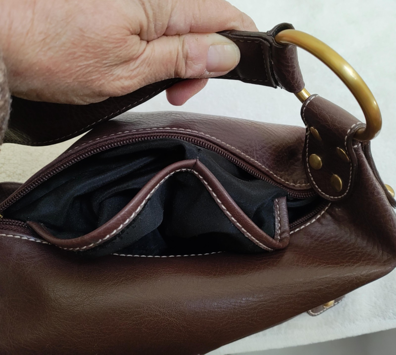 Tommy Hilfiger Handbag VTG Y2K Hobo Zip Chocolate Brown Gold Studs Decor Pockets