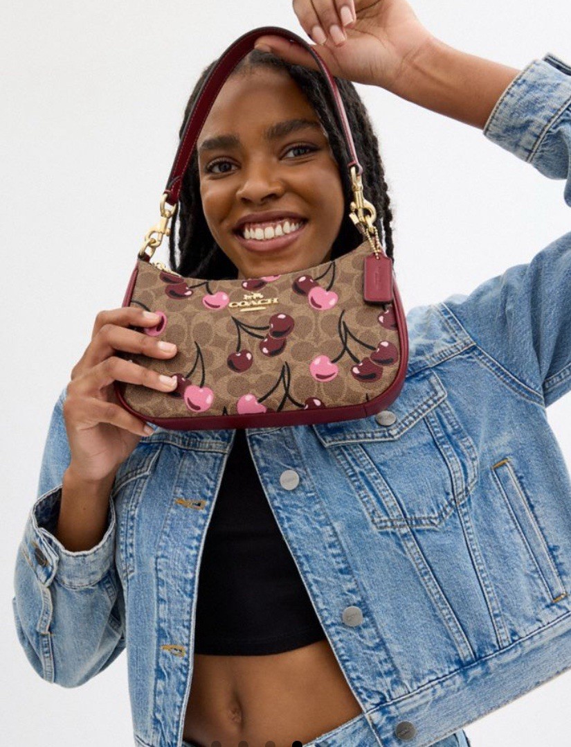 NWT COACH Teri Signature Leather Shoulder Bag With Cherry Print