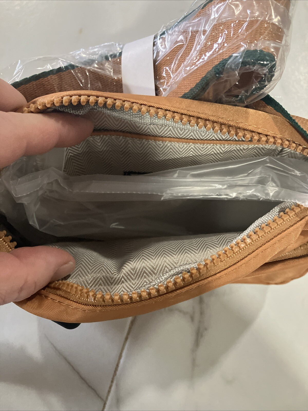 Metro Muse Cross Body