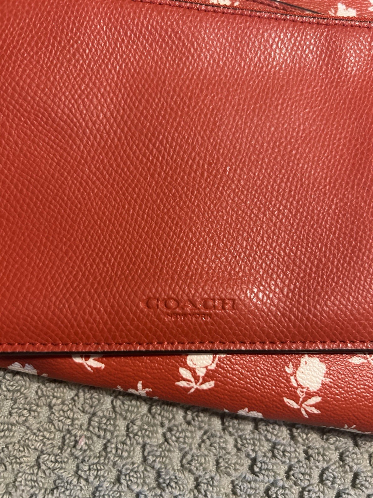 Coach East West Floral Series Badlands Red White Cross Body Messenger Bag F38159