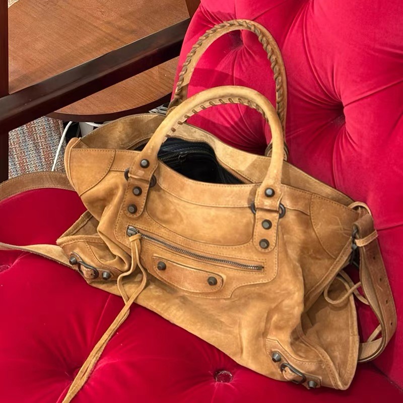 Women Street Suede Rivet Motorcycle Tote Bag Large Capacity One-Shoulder Handbag