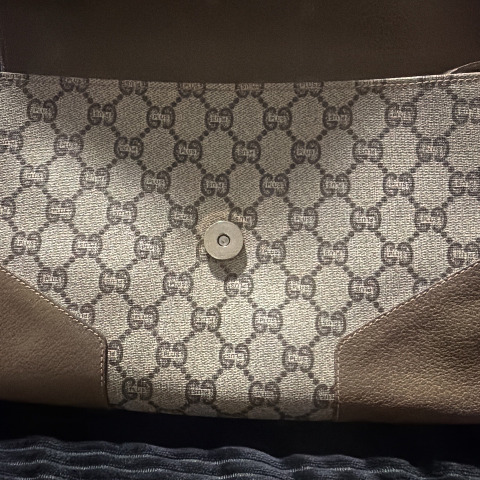 Gucci Plus Vintage Crossbody Bag