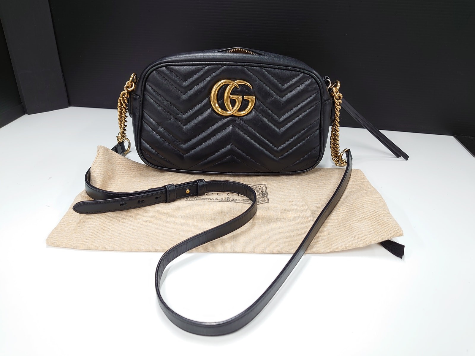 GUCCI GG Marmont Shoulder Bag Calfskin (Cow) Authentic