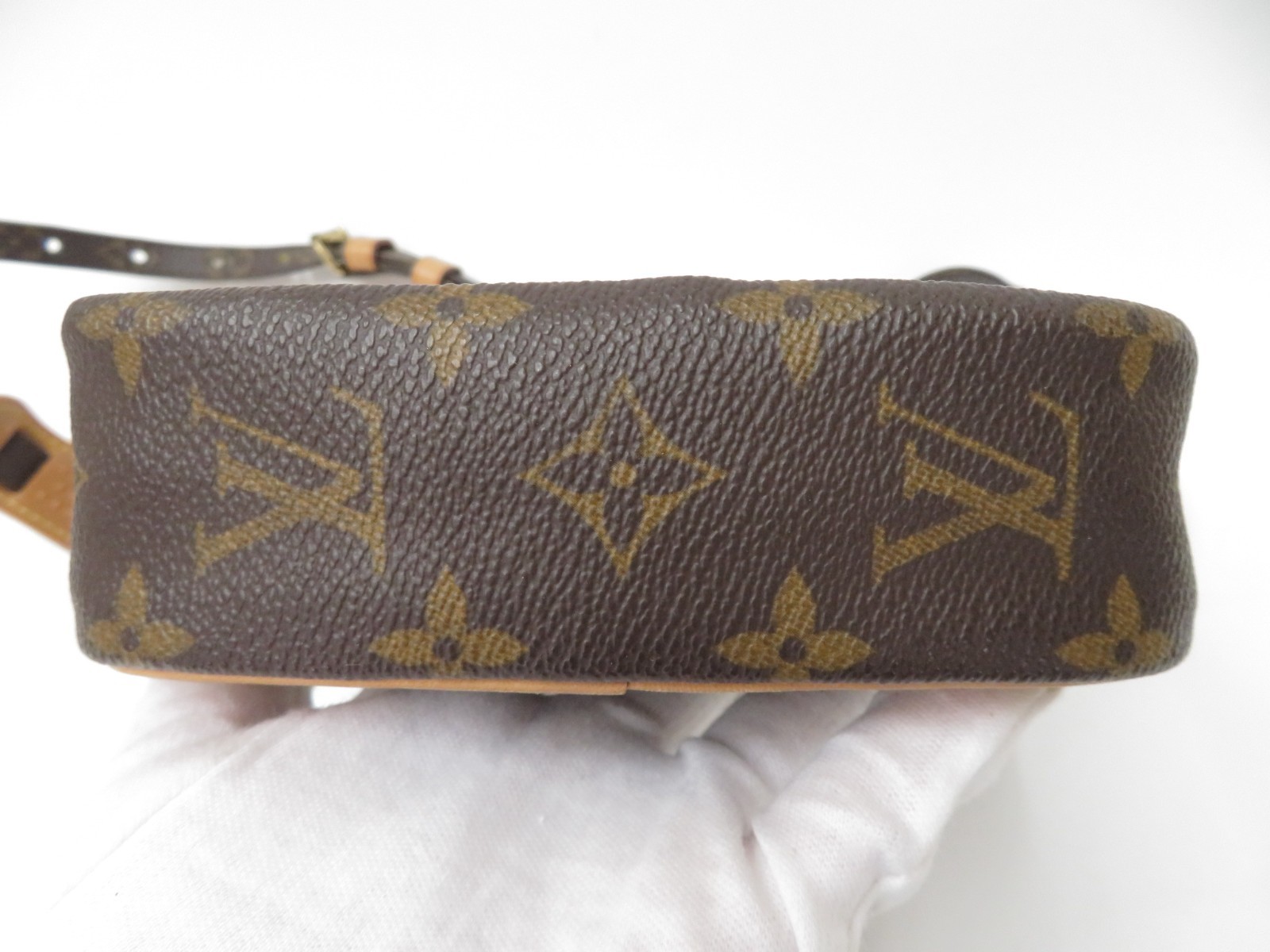 Authentic Louis Vuitton Monogram Danube Shoulder Bag Crossbody F#52791