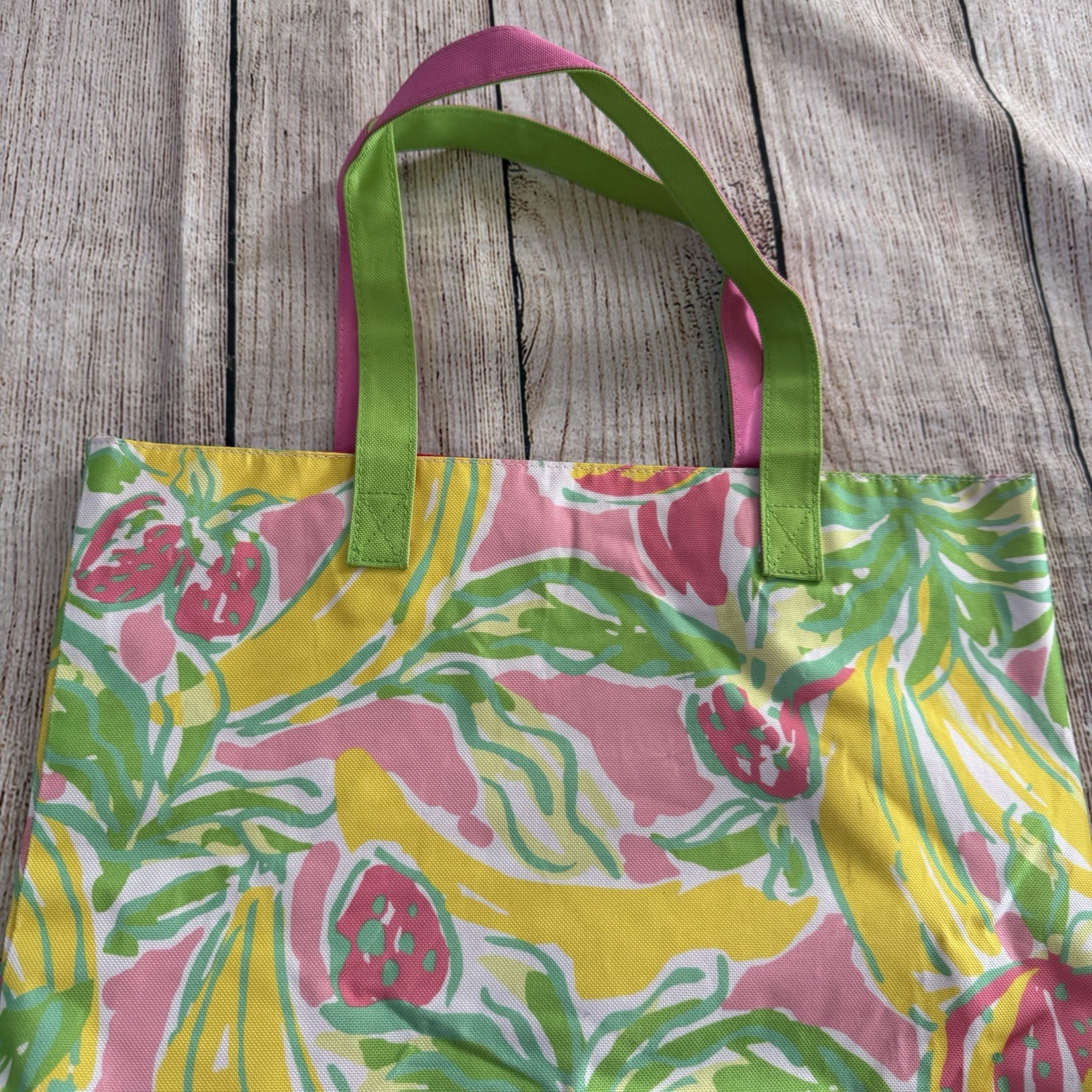 Estée Lauder Lilly Pulitzer Multicolor Fruit Print Summer Beach Tote Bag Large