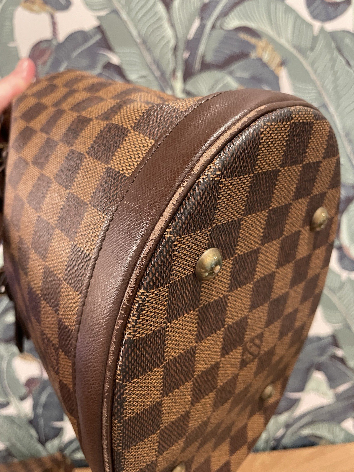 Louis Vuitton Damier Ebene Marais Bucket Bag 23