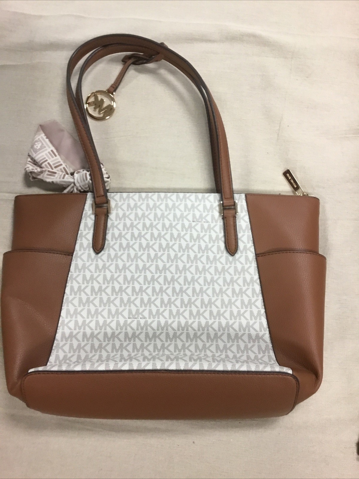 New Michael Kors Charlotte Large Zip Top Tote Bag with Tag Vanilla