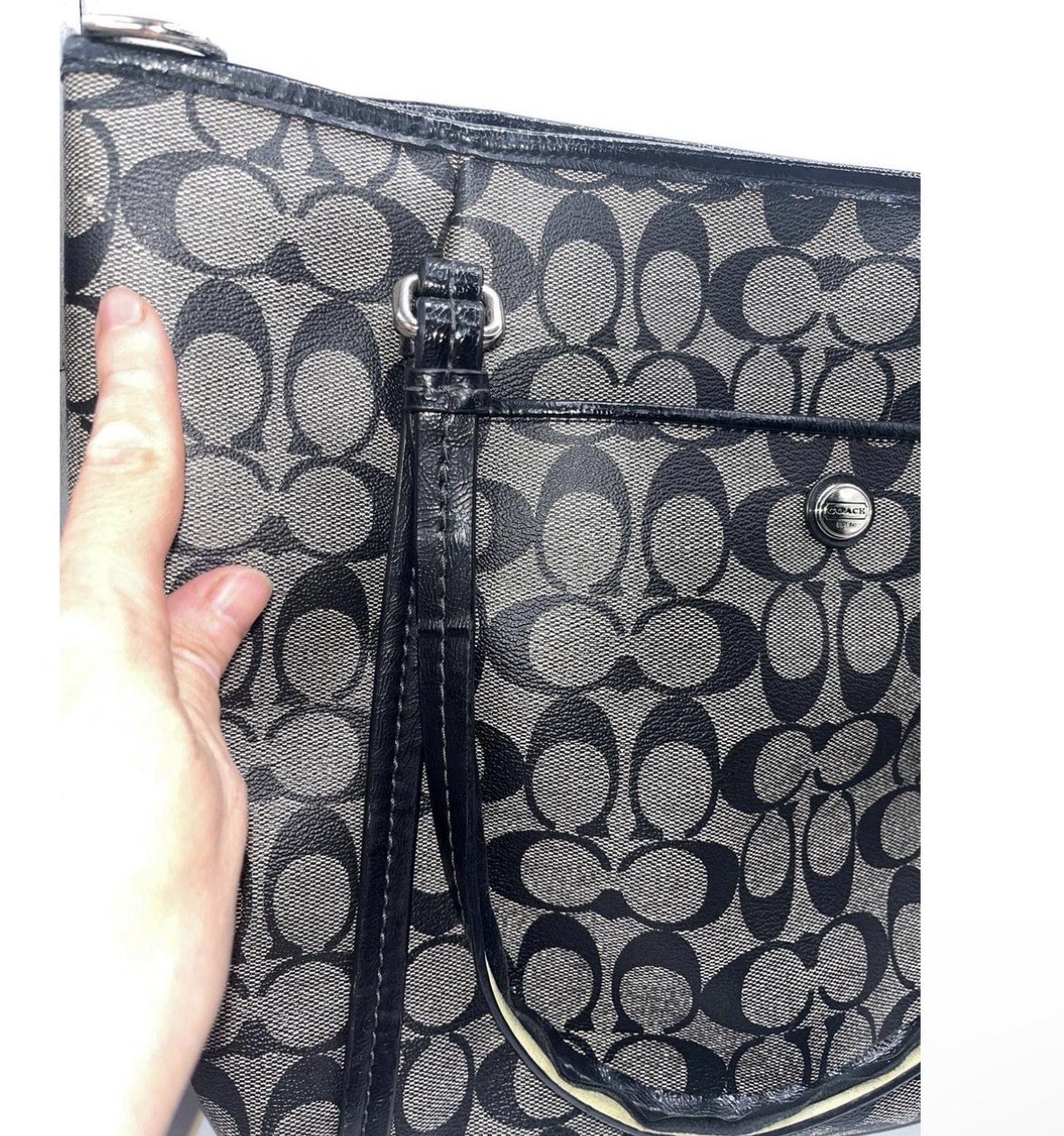 Coach Signature C Gray/Black Large Tote Zip Top Lined w/ Hangtag Bag Charm