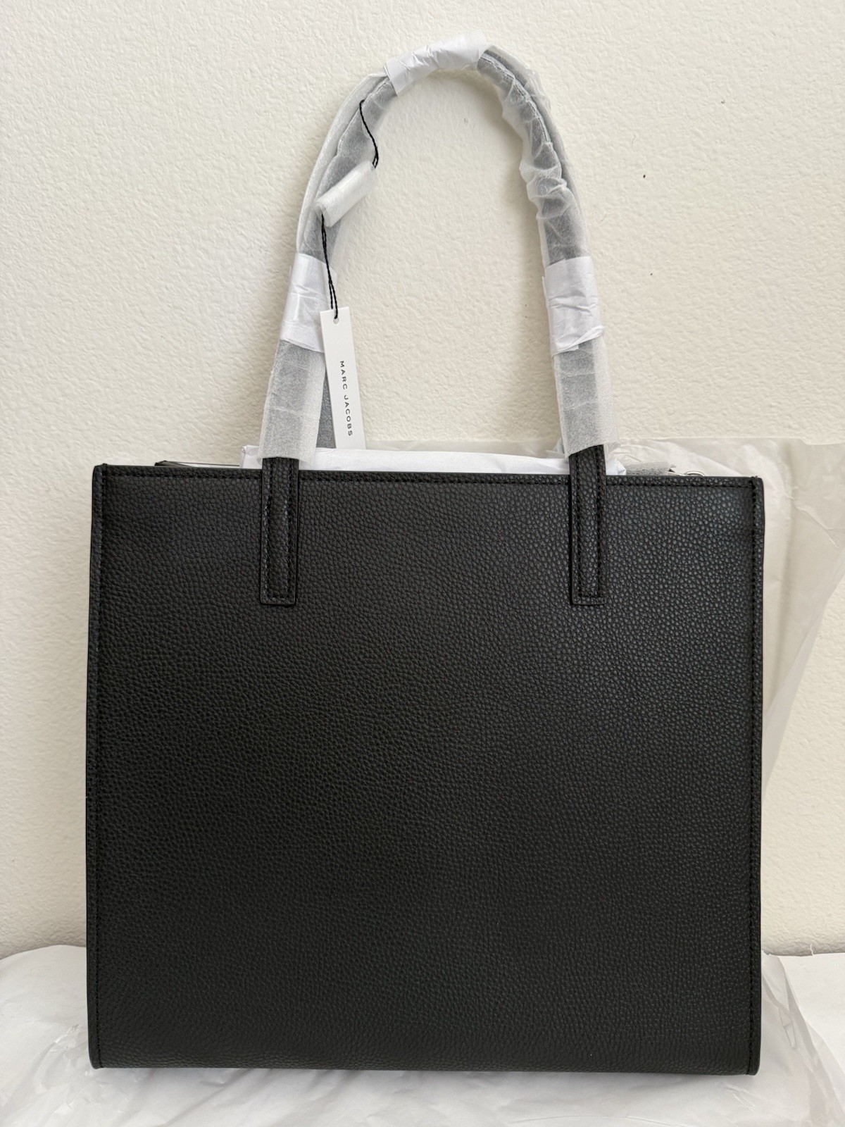 Brand New wtih Tags Marc Jacobs The Bold Grind Leather Tote Bag $450 Black