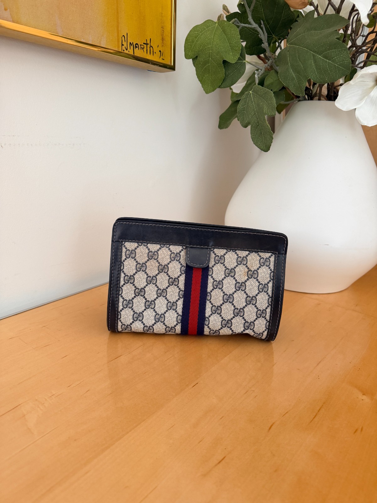 VTG GUCCI GG Supreme Sherri Line Clutch/Pouch Navy/Red web Beige Canvas