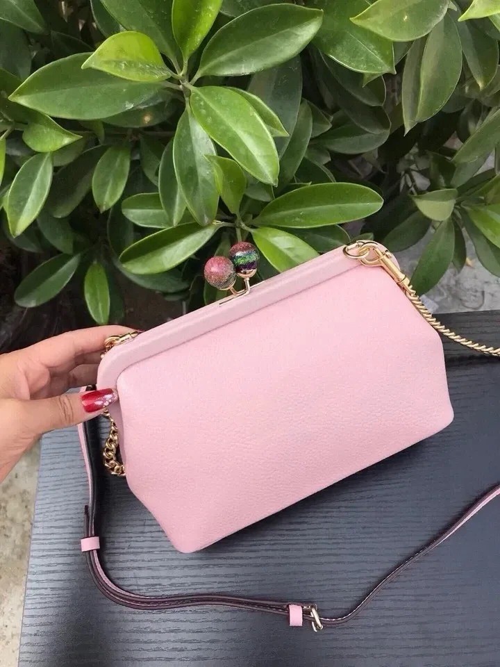 COACH C1451 Nora Kisslock Crossbody Shoulder Bag Kisslock Closure Color Pink