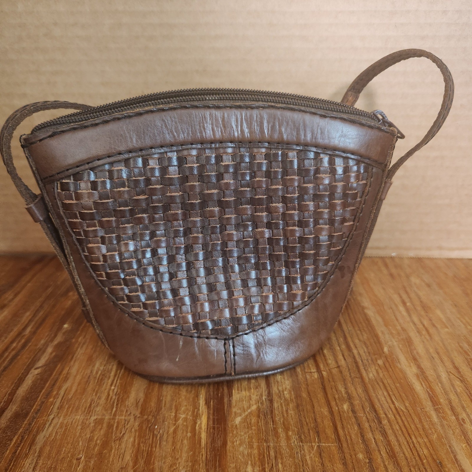 Vintage Elliott Lucca Brown Structured Leather Crossbody Small Basketweave