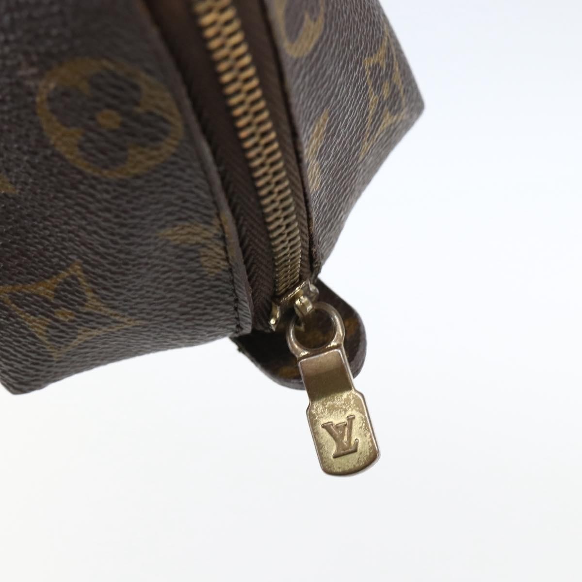 LOUIS VUITTON Monogram Trousse Demi Ronde Cosmetic Pouch M47520 LV Auth ka2037