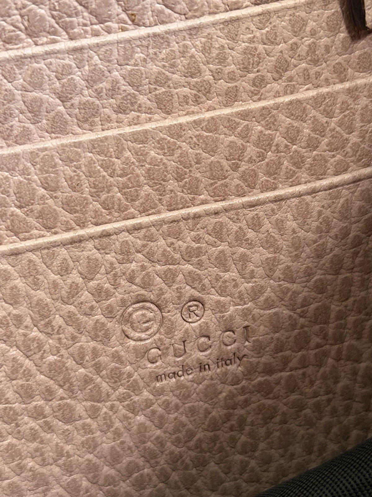 GUCCI Dollar Interlocking G Calfskin Chain Wallet Crossbody Bag Soft Pink