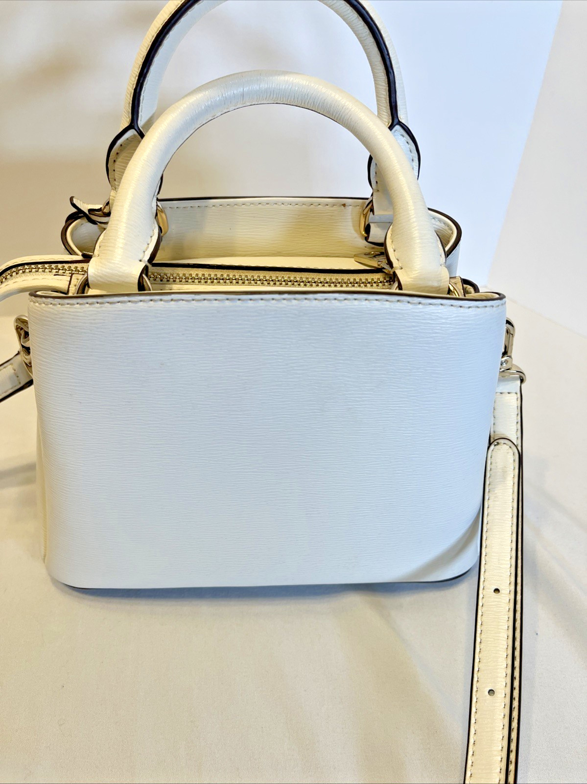 DKNY Ivory Leather Paige Bag Satchel Crossbody Zip Shut 8.5×6 Inch Purse Handbag