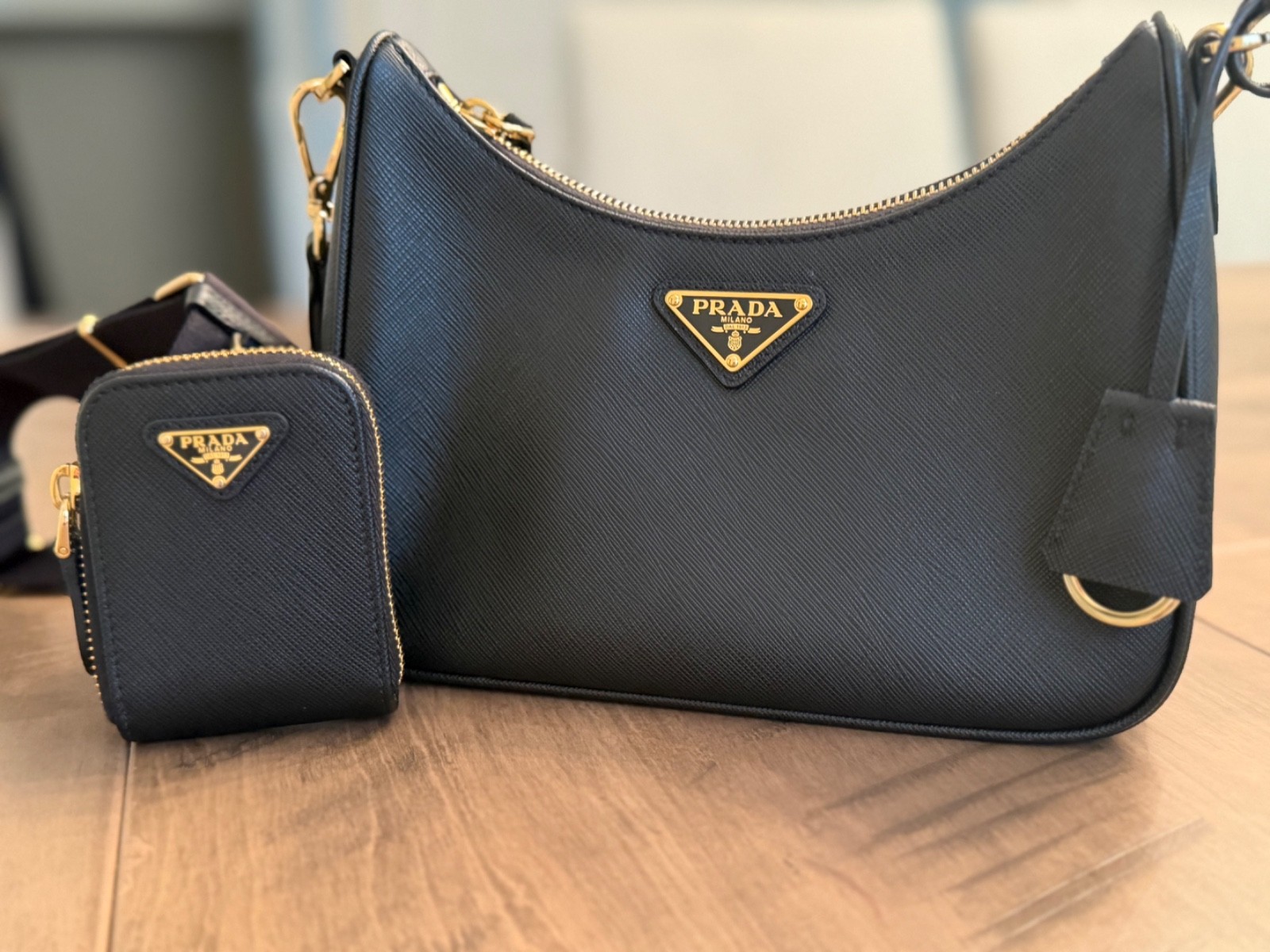 Prada Re-Edition 2005 Saffiano Leather bag