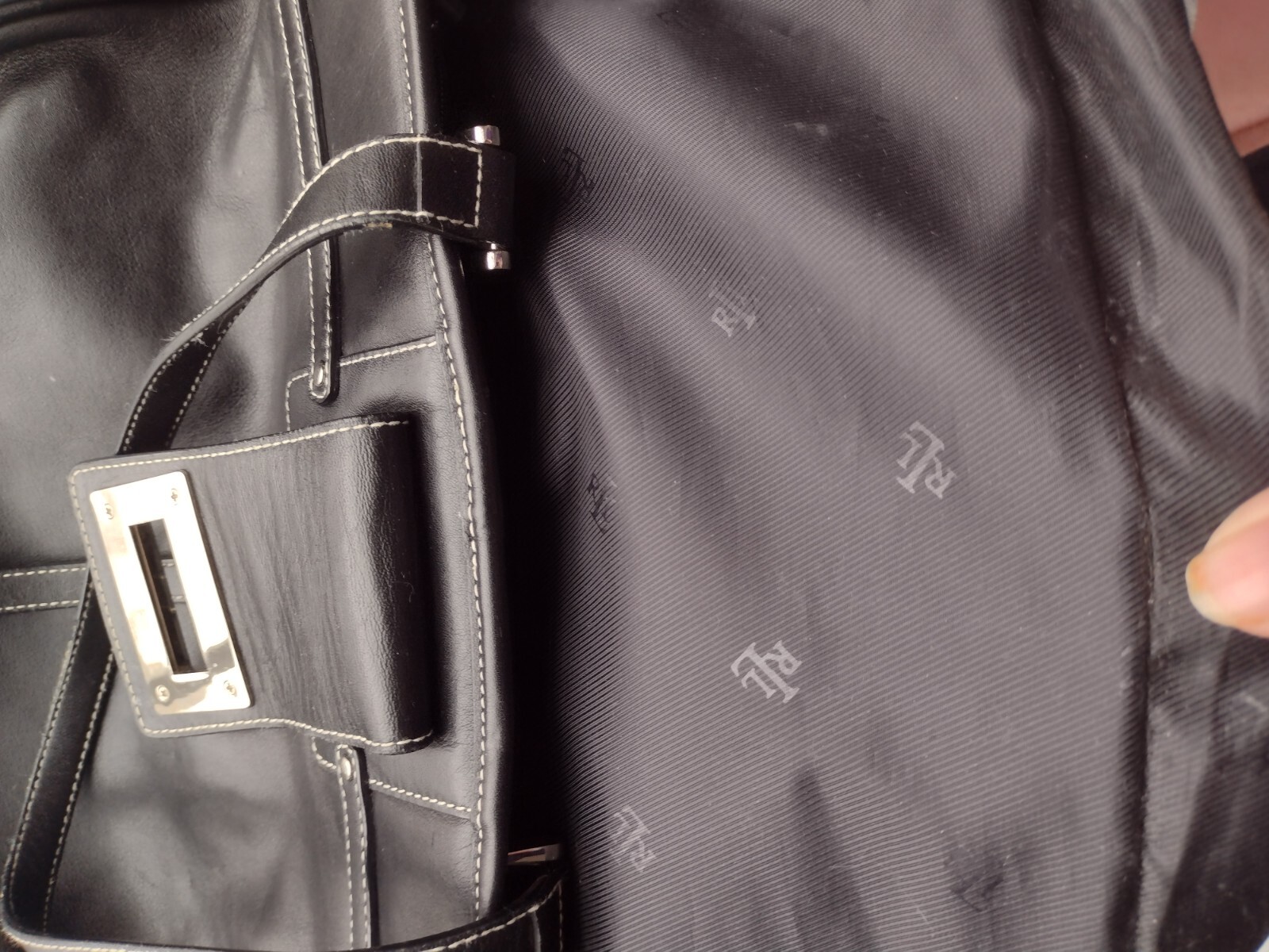 LAUREN RALPH LAUREN Black Leather Silver Turn-lock Shoulder Satchel Purse Bag
