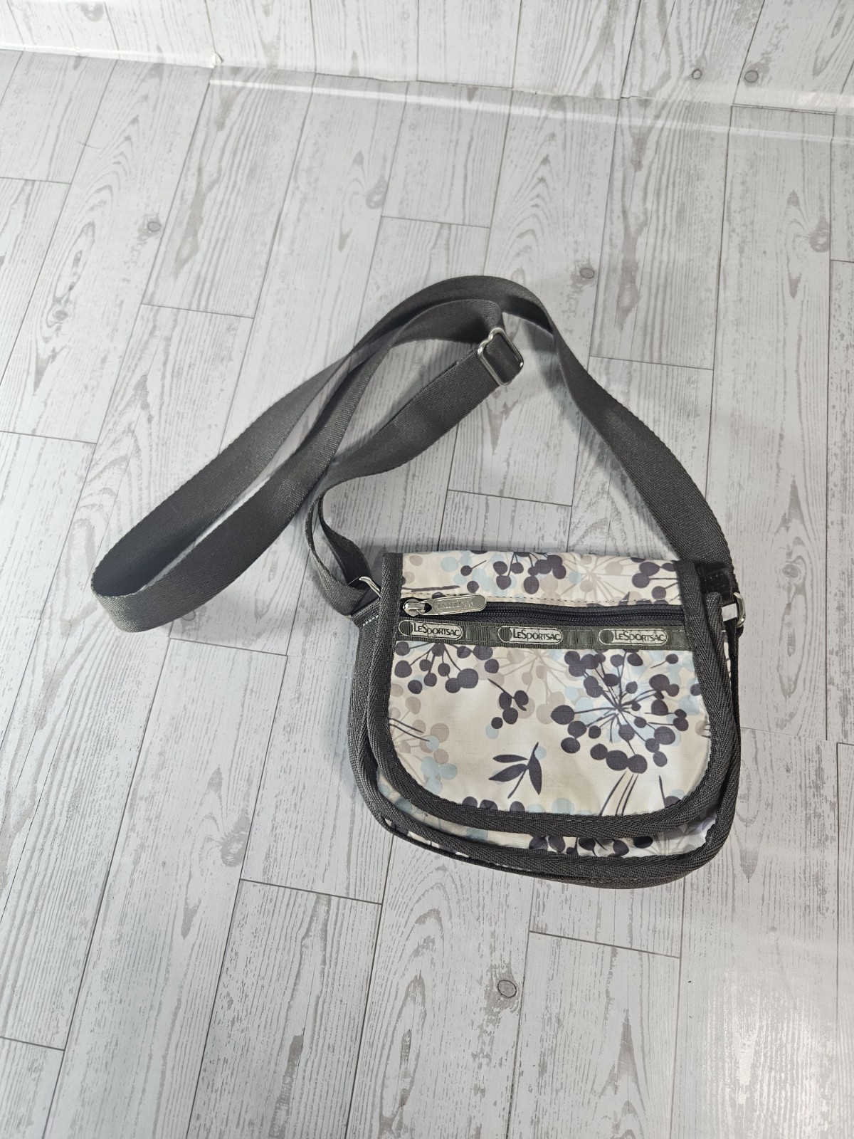 LeSportsac Adjustable Strap Small Crossbody/Shoulder Flap Purse Boho Floral