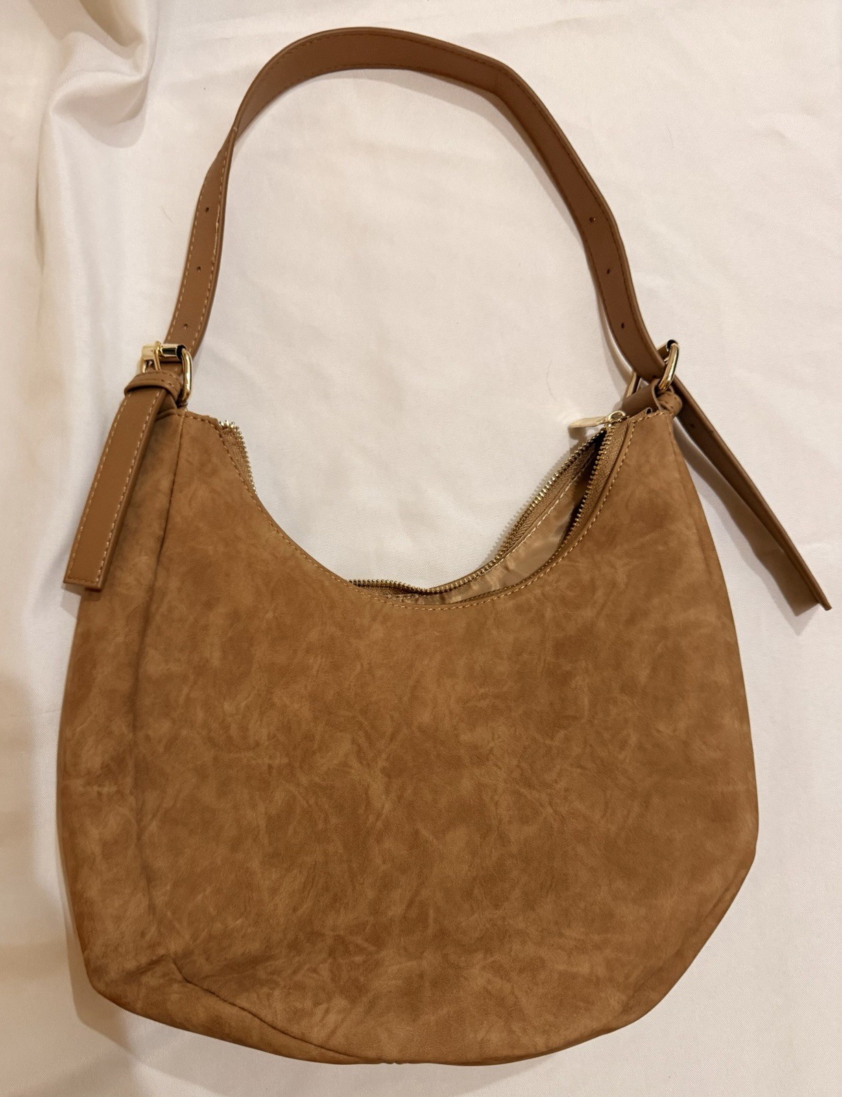 Fourth Studio Camel Faux Leather Shoulder Bag NWOT Adjustable Strap Hobo Purse