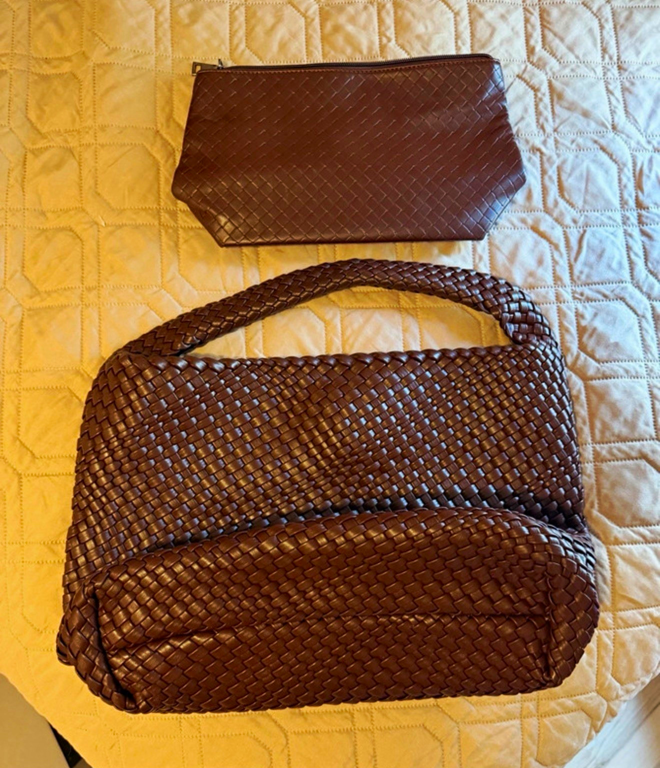 Brown Woven Shoulder Bag Zip Closure Lined Rectangle Top Handle w/ Pouch