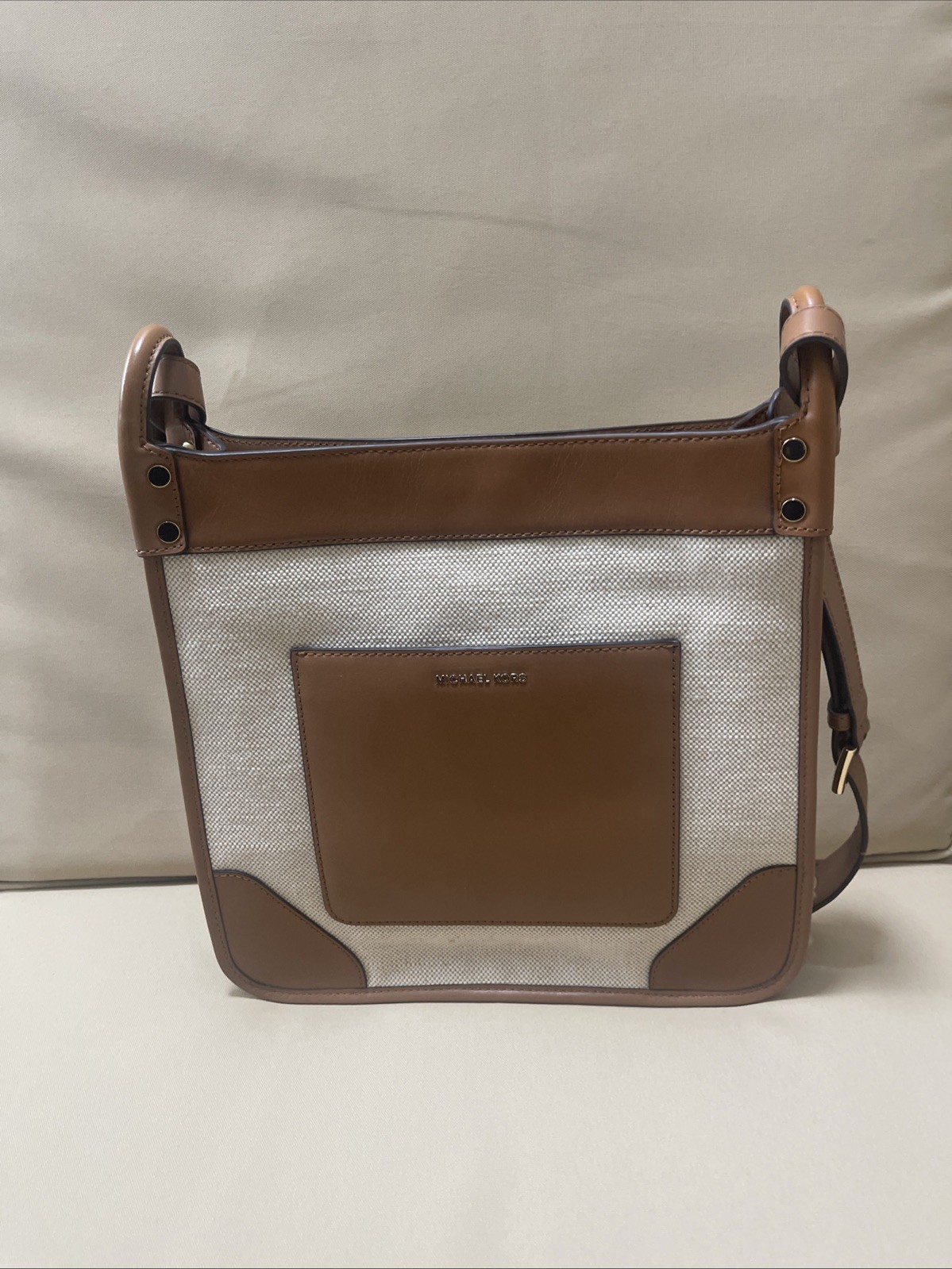 MICHAEL KORS Sullivan Large NS Messenger Bag – Natural