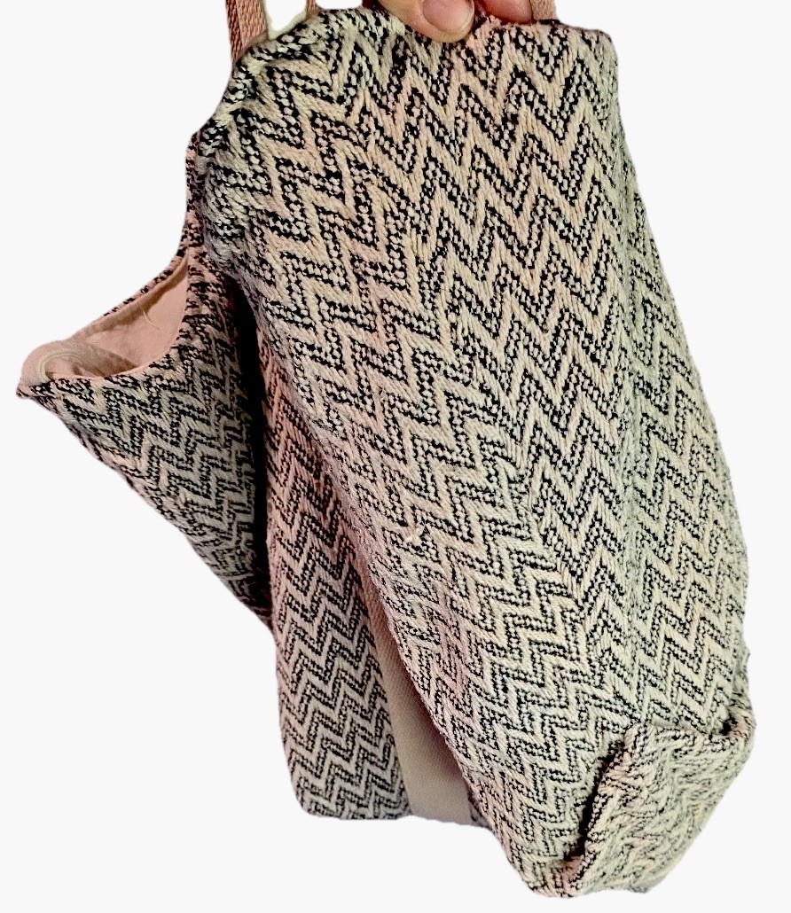 No Boundaries Woven Beach Tote Aztec Chevron Boho Woven Cotton Shoulder Used