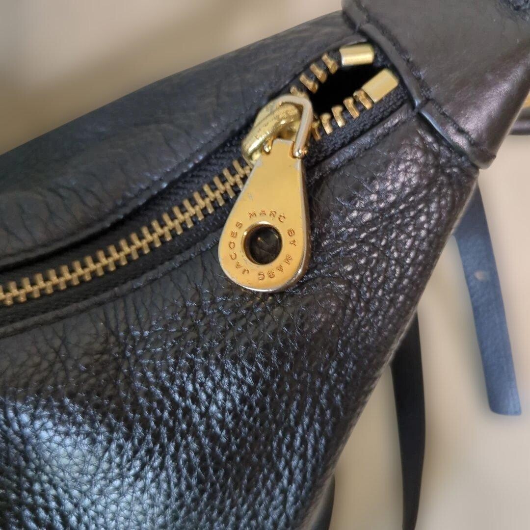 Marc by Marc Jacobs Classic Q Lil Ukita Black Leather 2Way Tote Bag Strap