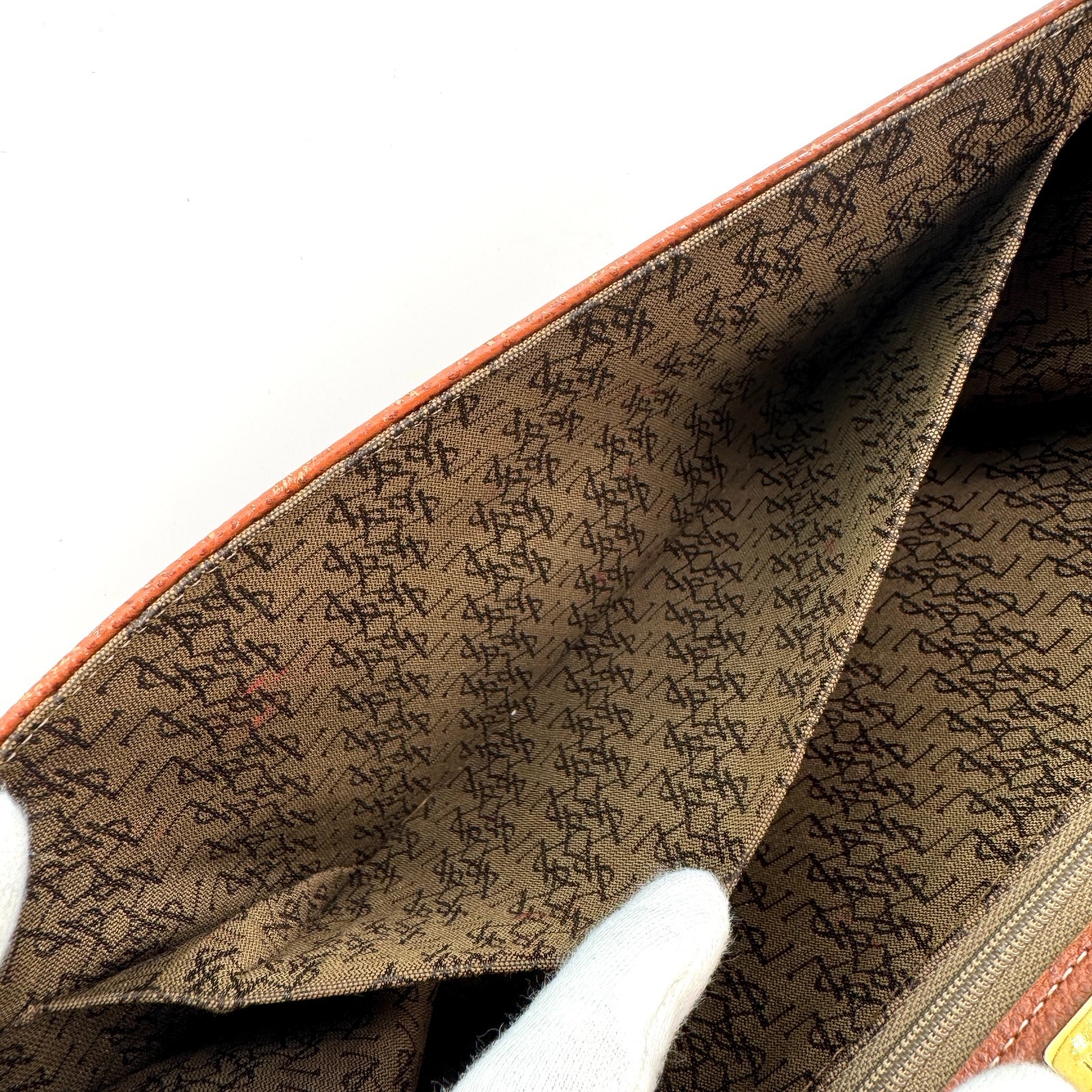 Vintage Saint Laurent Leather Shoulder Bag YSL Cassandra Brown Gold Authentic