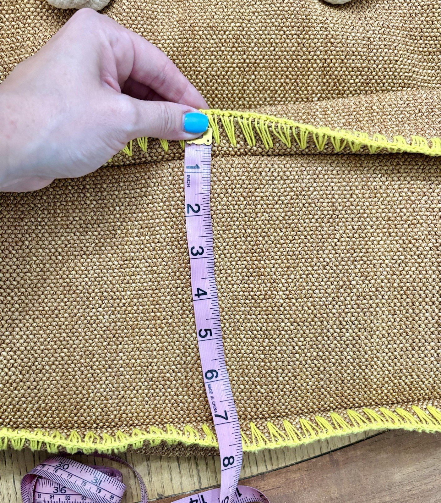 Tory Burch Large Straw Tote Pineapple Applique Rope Handles Lined Pockets