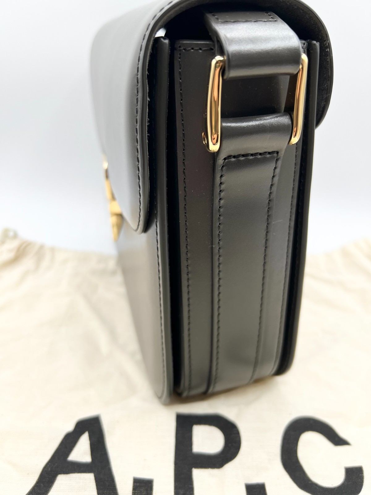 A.P.C. Large Grace Bag Anthracite Gray Color in Smooth Leather – Crossbody Bag