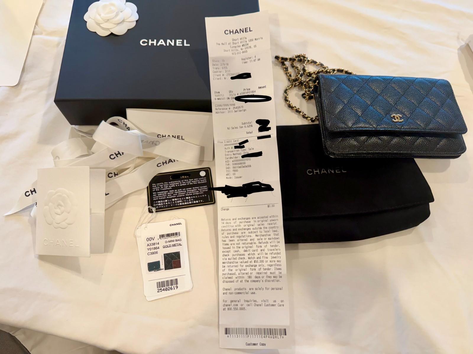 Authentic LikeNew Chanel Black Quilted Caviar Classic Wallet On Chain
