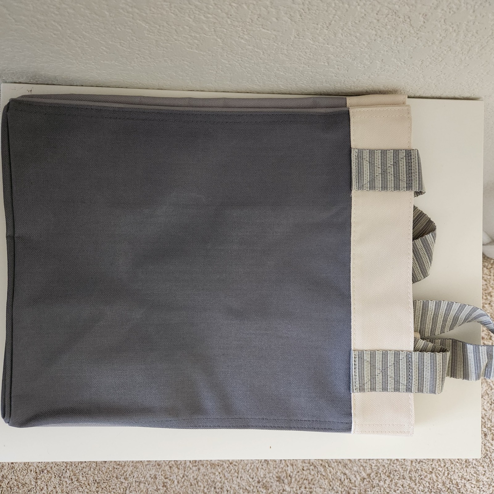 Thirty-One Essential Storage Tote EUC Grey Colorblock durable, reusable bag