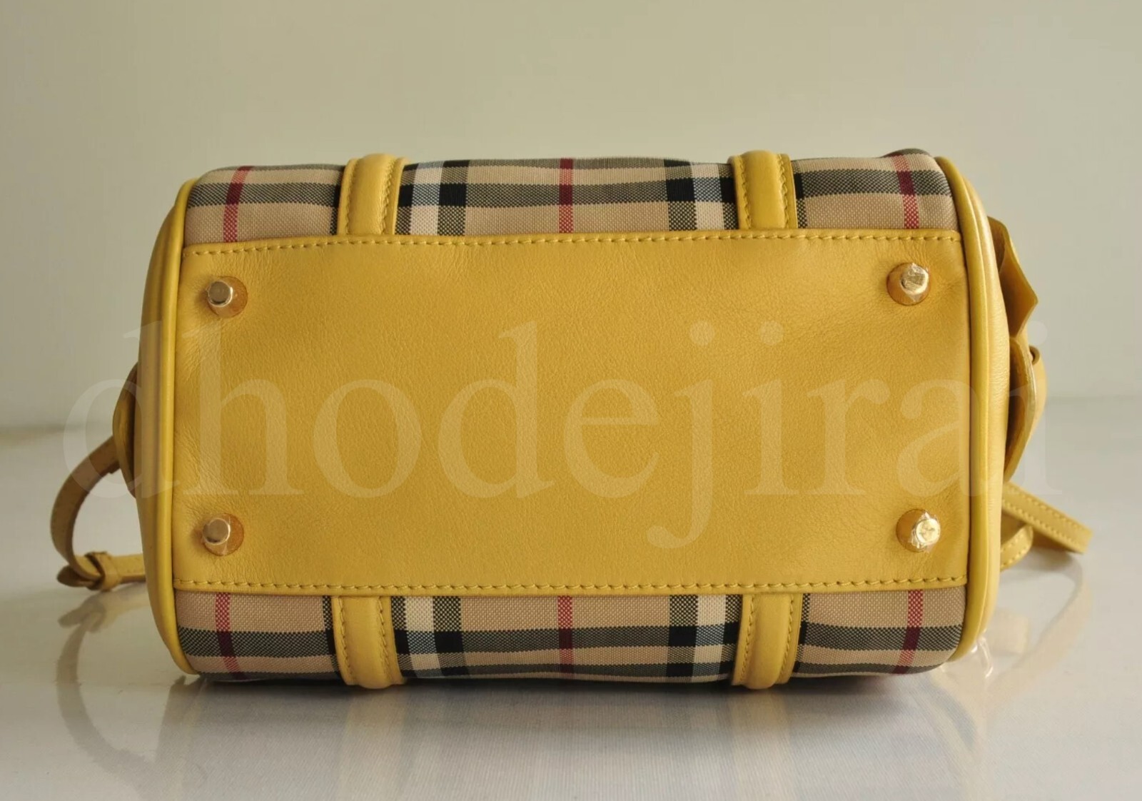 Authentic BNWOT BURBERRY Horseferry Check & Leather Womens Crossbody/Bowling/Bag