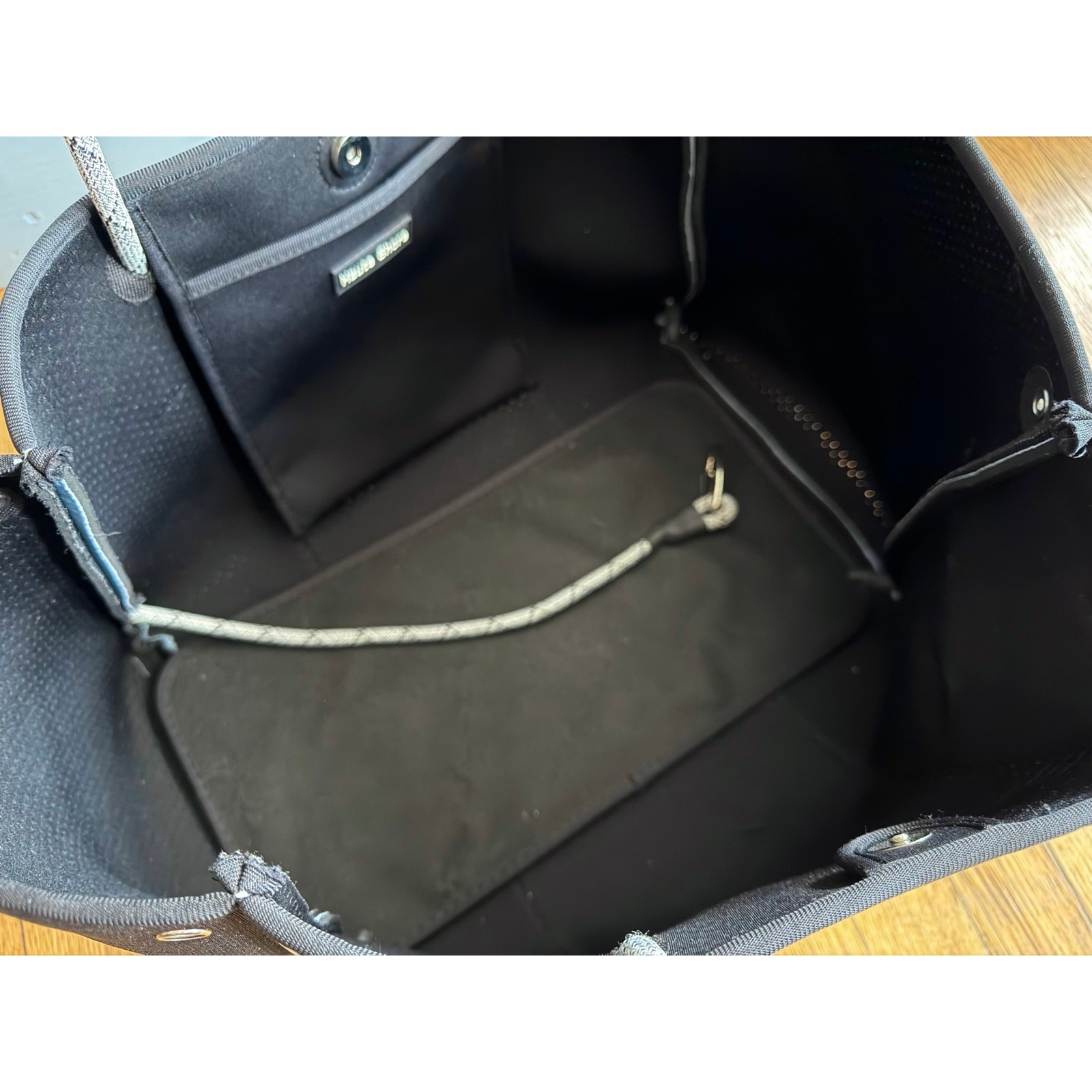 HAUTE SHORE Blue/Black Neoprene Tote Bag sz Large