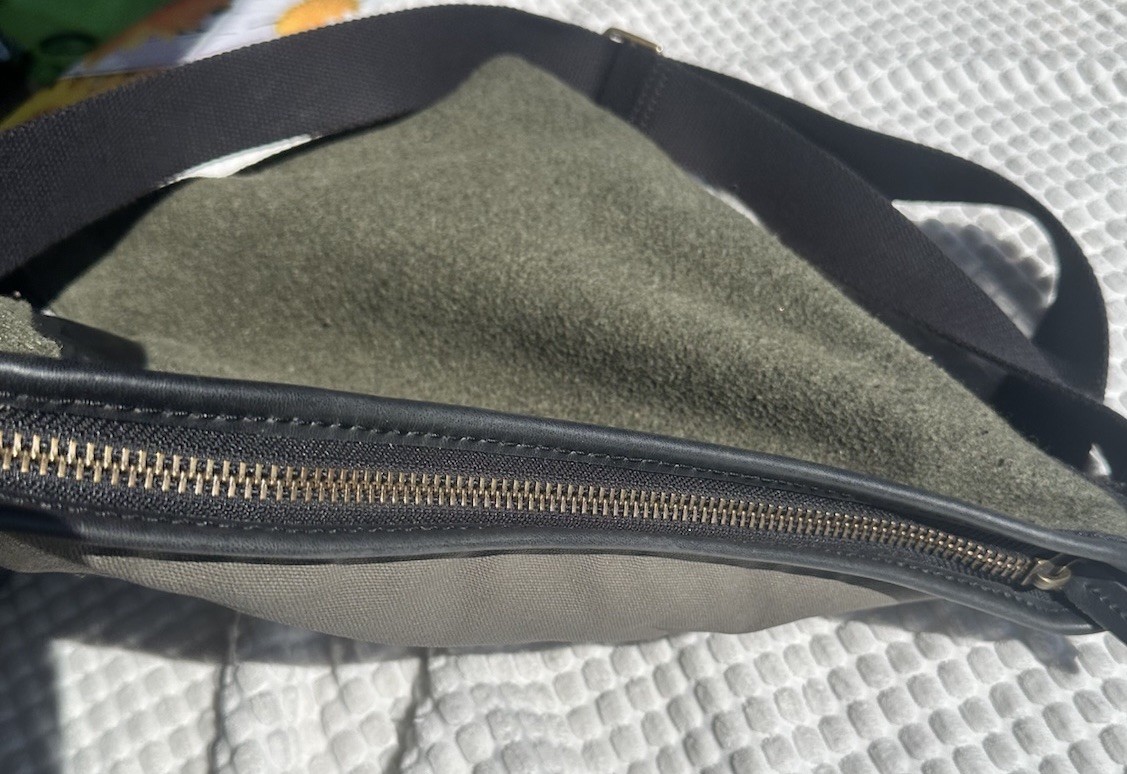Sorel Moss Green Crossbody Messenger Purse Bag Tote Wool Canvas Clean & nice con