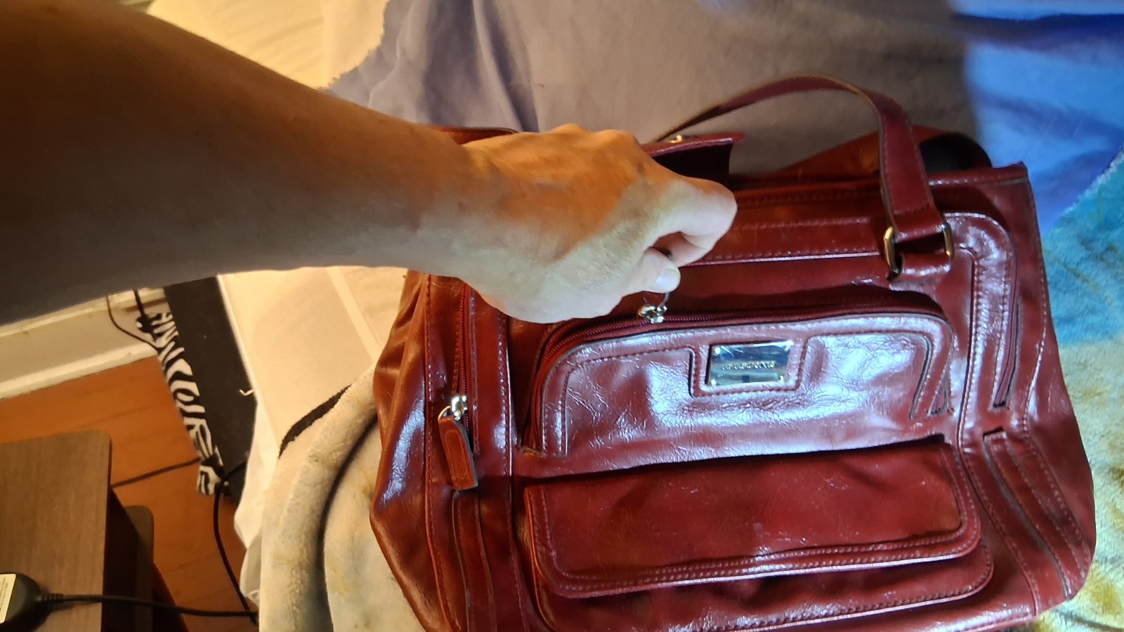 Burgundy Satchel Top Handle Zip/Magnetic Pockets Gold/Silver