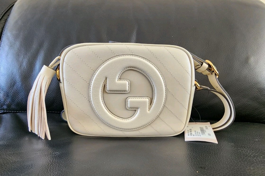 Gucci Blondie Camera Bag GG Logo Mystic White Leather Crossbody Small Shoulder