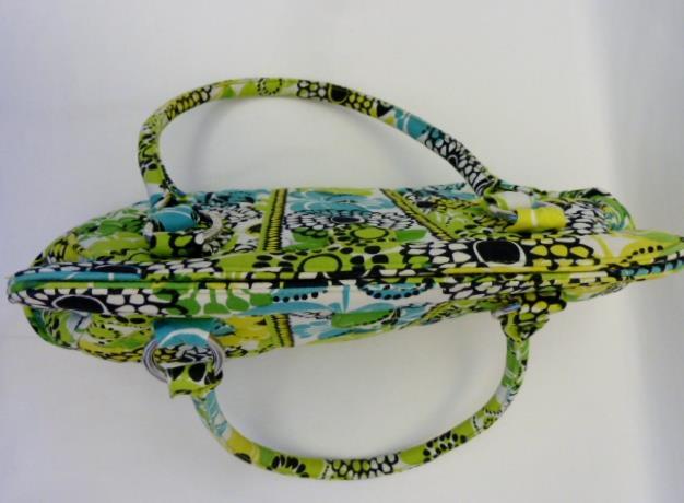 Vera Bradley~Spring Retro Floral~2 Strap Lime’s Up Frame Magnetic Shoulder Bag