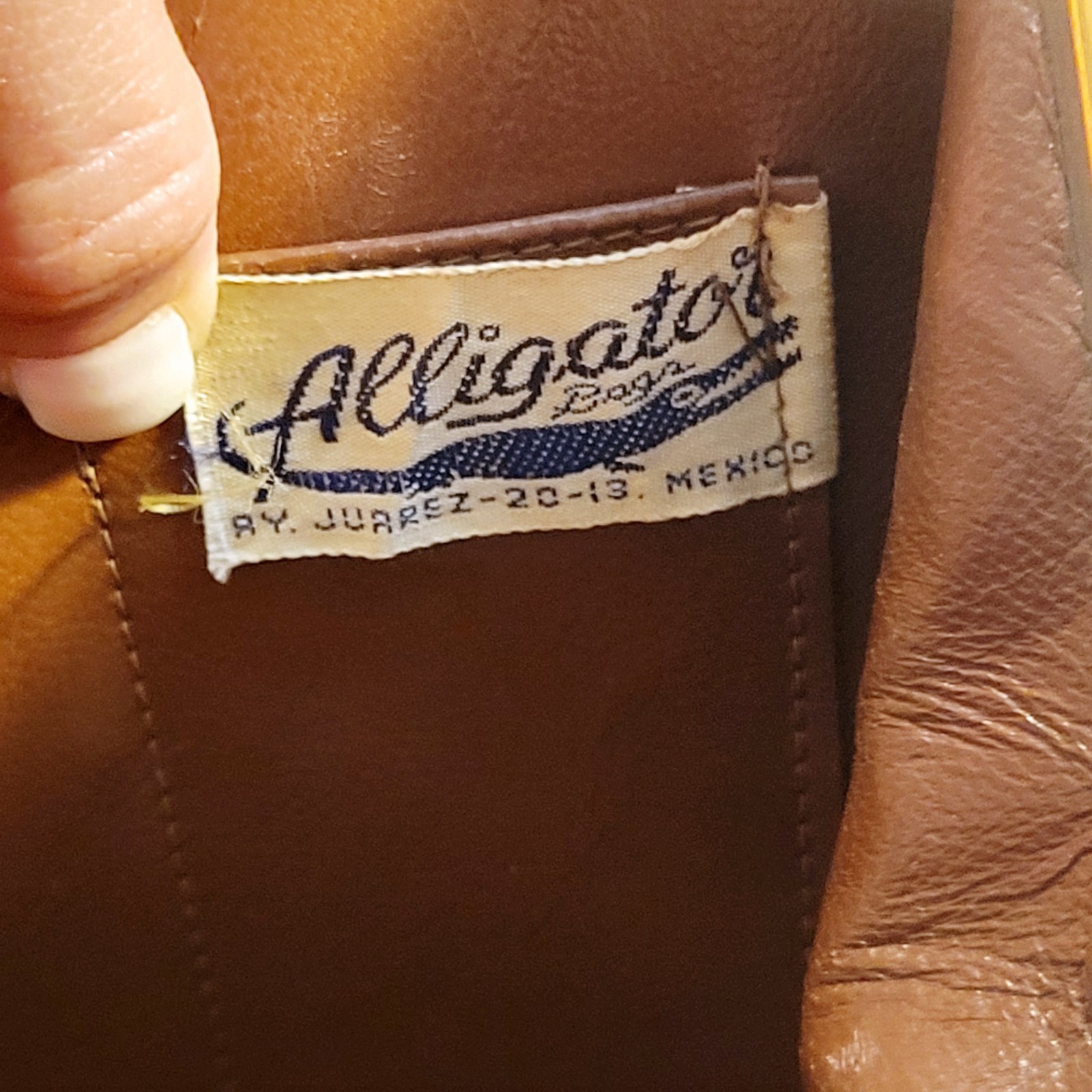 Authentic 1940s Alligator Purple Embossed Shoulder Bag