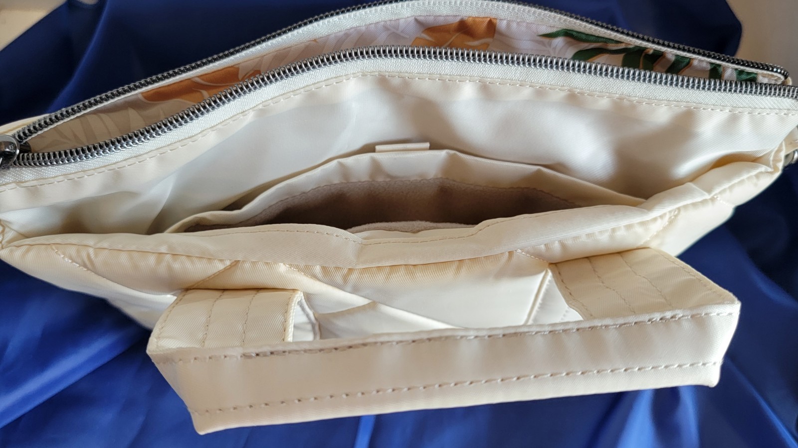 Lug NEW Dary Mini Crossbody Handbag Purse Ivory / Cream