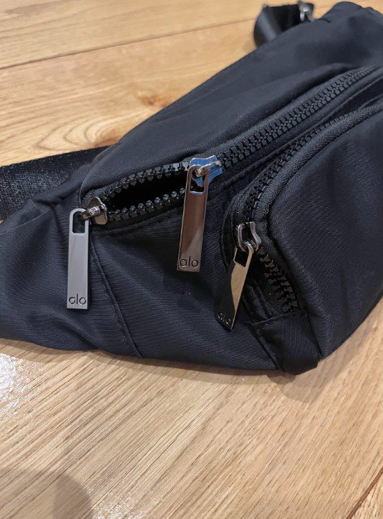 🌟Alo Yoga Explorer Waist Bag Black Travel Crossbody Fanny Pack Everyday – NWT💯