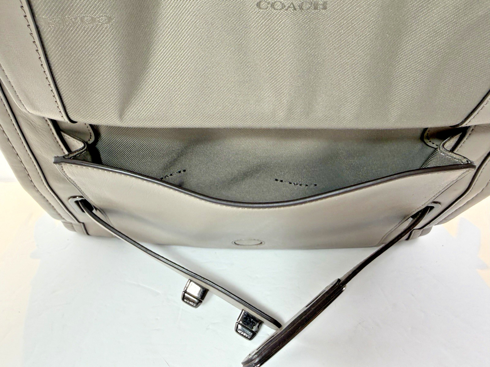2015 COACH Taupe Grey Beige Leather SWAGGER FRAME SATCHEL Shoulder Purse #37182