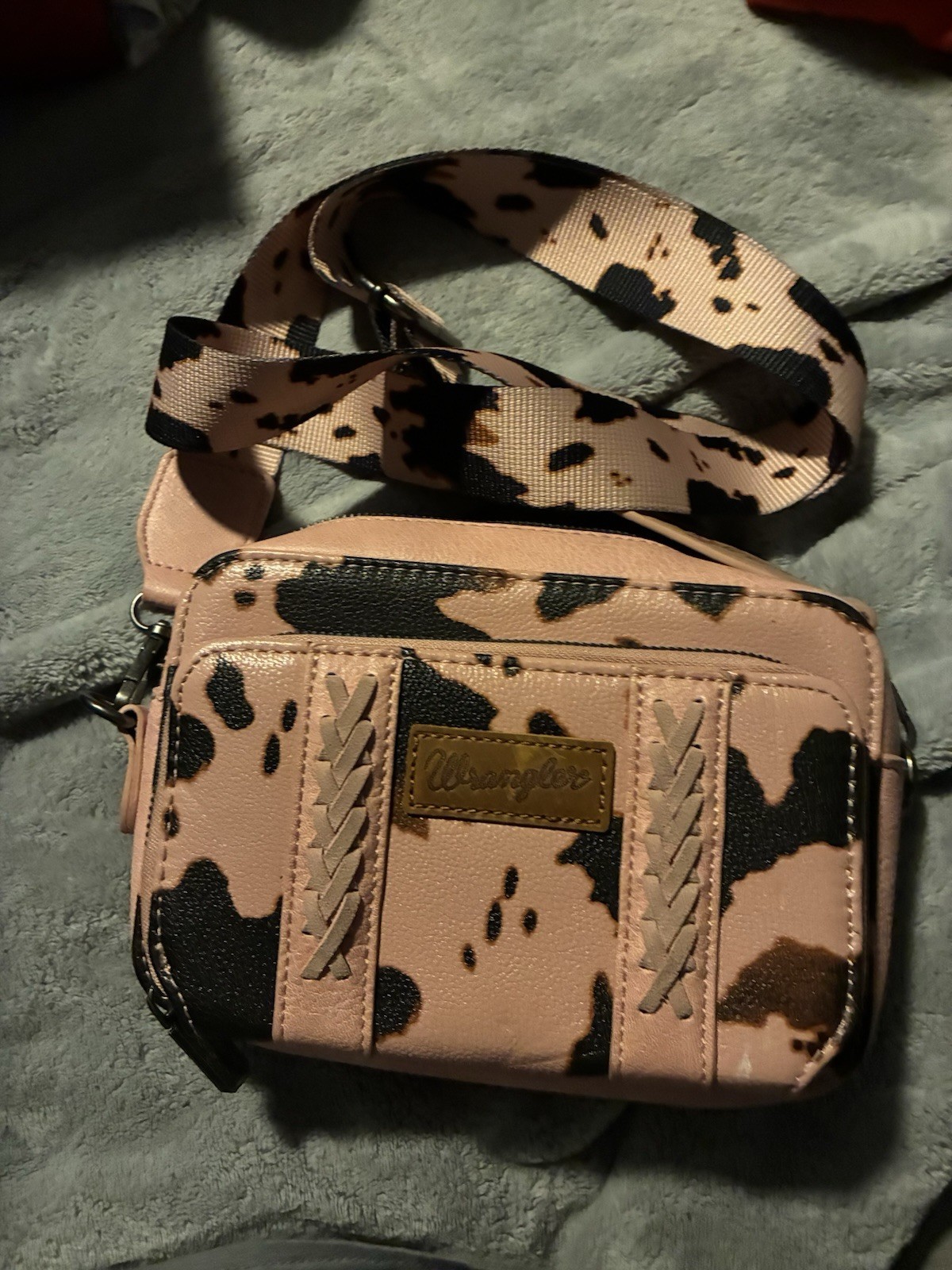 Wrangler Pink & Black Cow Print Crossbody Bag Zip Closure Detachable Strap